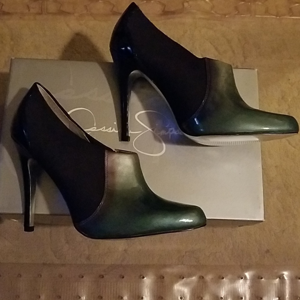 Jessica Simpson Booties - Picture 2 of 4